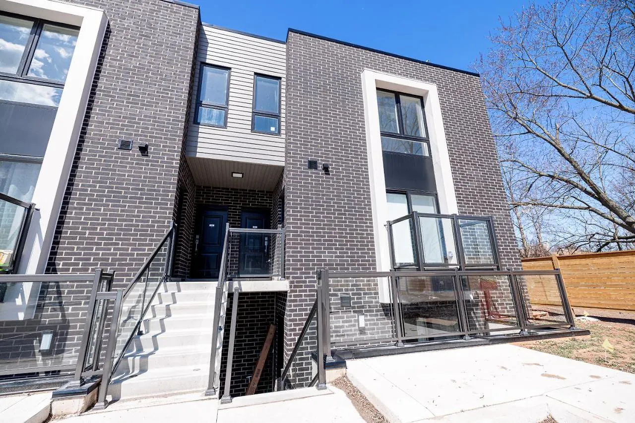 Luxury & Comfy Apartment, Mins Drive To All Niagara Falls Attraction Kanada