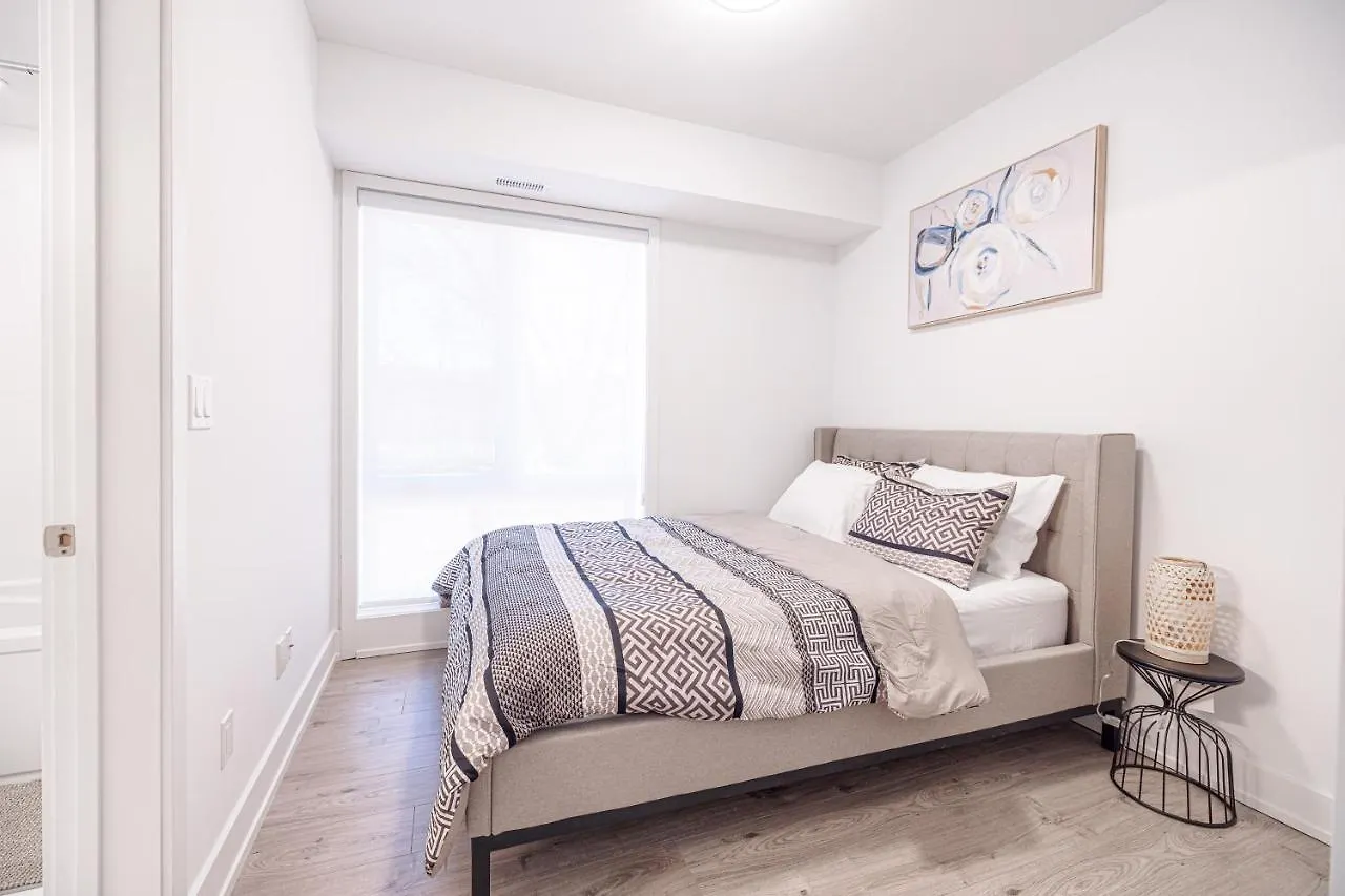 Luxury & Comfy Apartment, Mins Drive To All Niagara Falls Attraction 0*,  Kanada