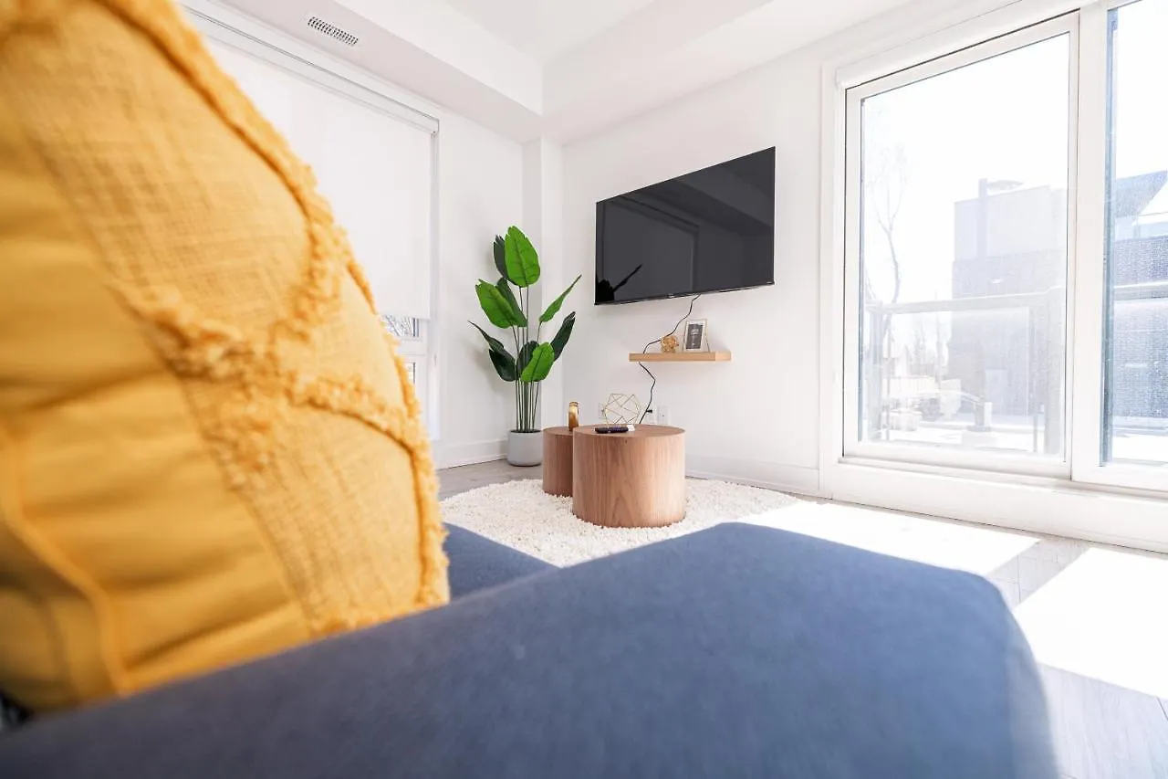 Luxury & Comfy Apartment, Mins Drive To All Niagara Falls Attraction