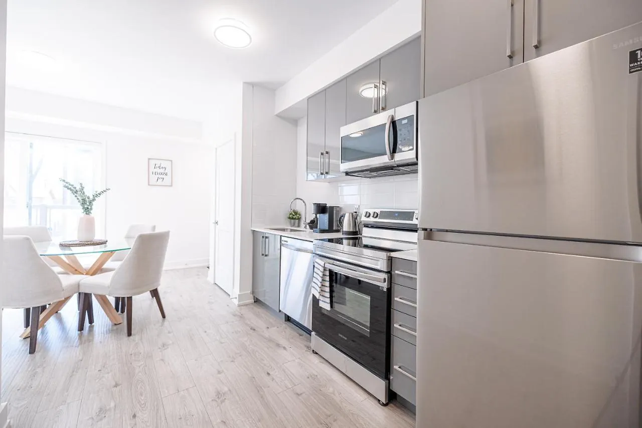 Luxury & Comfy Apartment, Mins Drive To All Niagara Falls Attraction 0*,